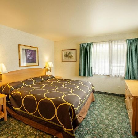 The Summit Inn Snoqualmie Pass Bagian luar foto
