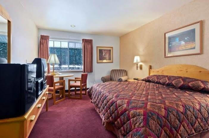 The Summit Inn Snoqualmie Pass Bagian luar foto